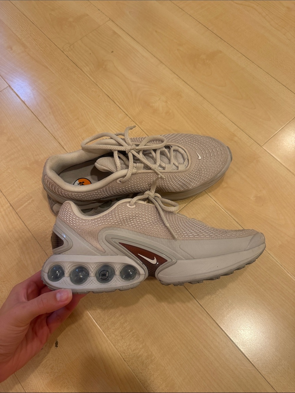 Nike Women’s AirMax DN - size 8.5 - LIKE NEW